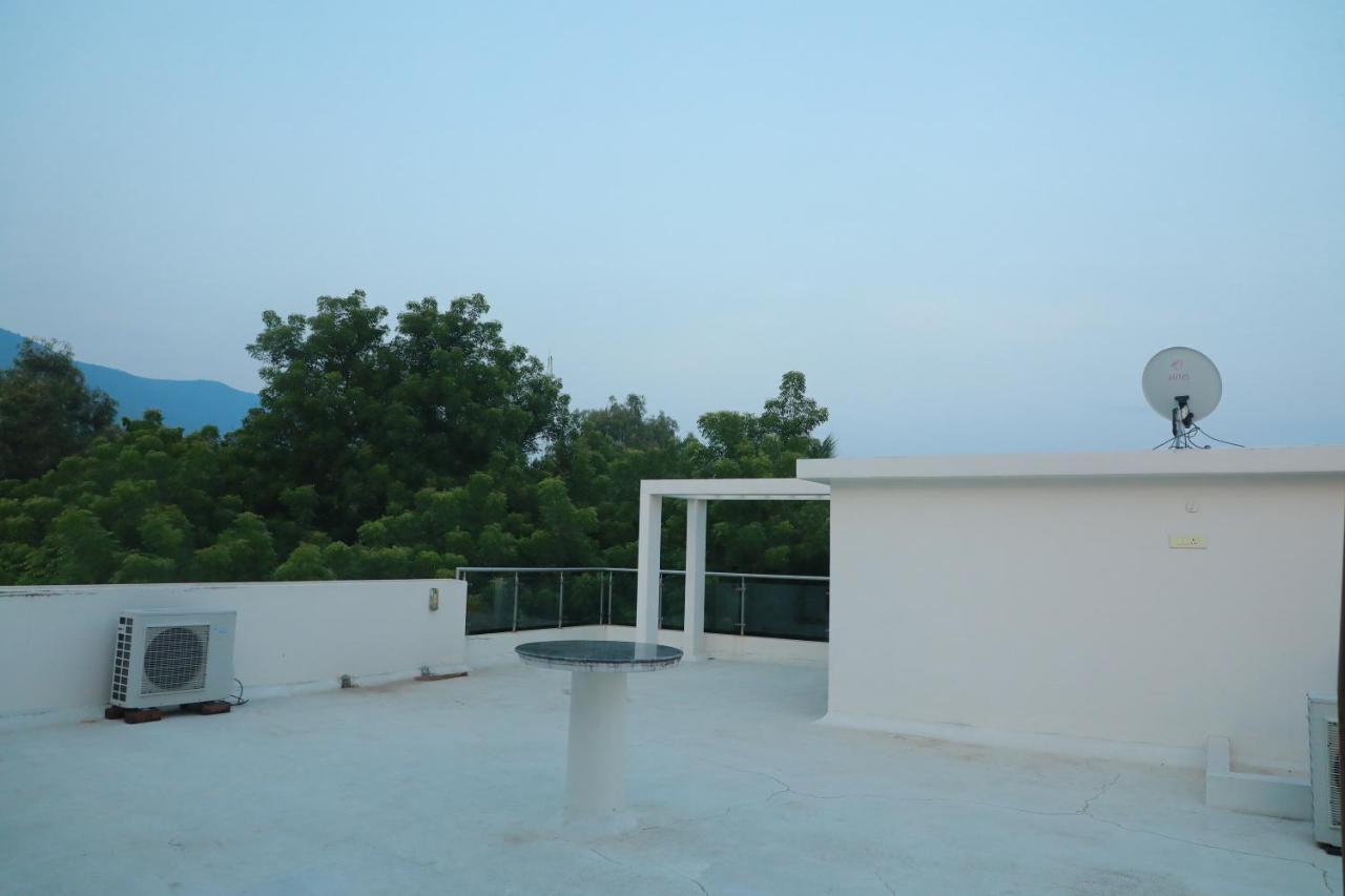 Hill View Paradise - 2Bhk'S & Rooms - A Golden Group Of Premium Home Stays - Tirupati Exterior foto